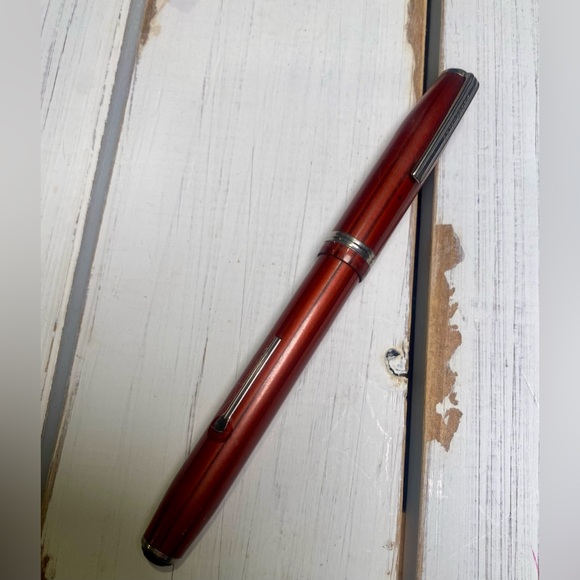 Esterbrook Other - Vintage Esterbrook Stylish Fountain Pen with Silver Details